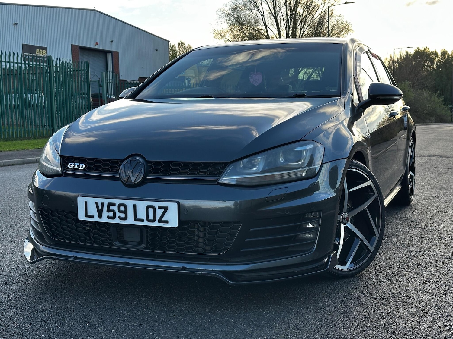 Used Volkswagen Golf 2016 for sale - 76632986: Photo 3