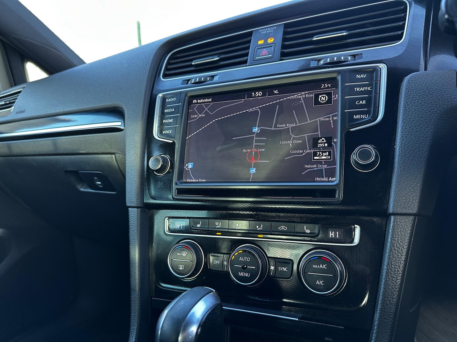 Used Volkswagen Golf 2016 for sale - 76632986: Photo 39