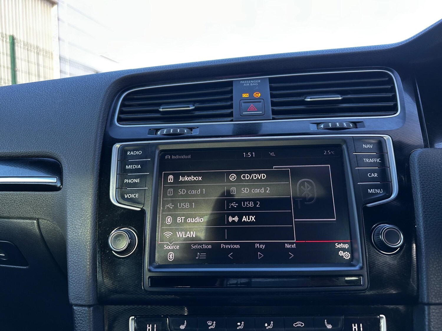 Used Volkswagen Golf 2016 for sale - 76632986: Photo 40