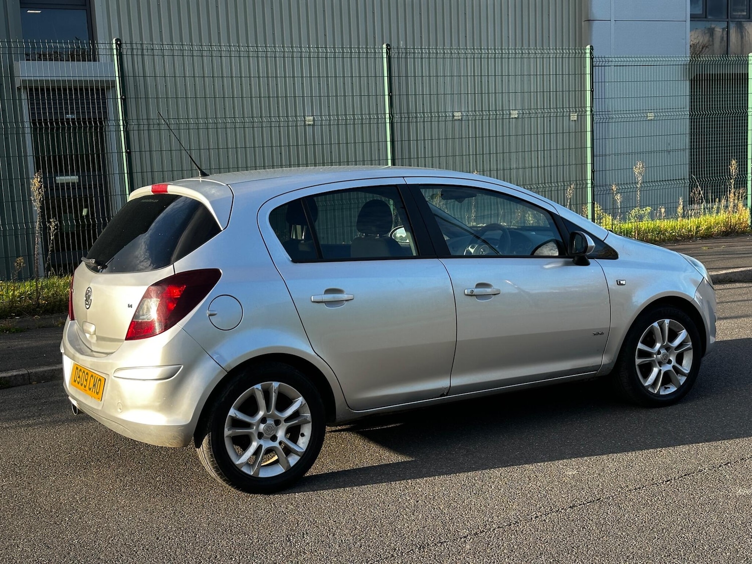 Used Vauxhall Corsa 2009 for sale - 76446858: Photo 10