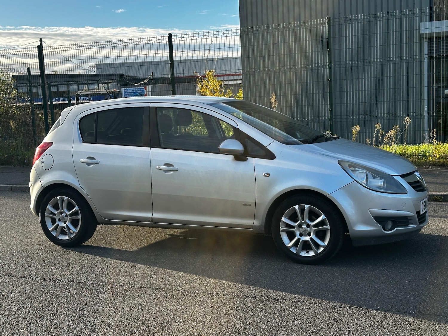 Used Vauxhall Corsa 2009 for sale - 76446858: Photo 9