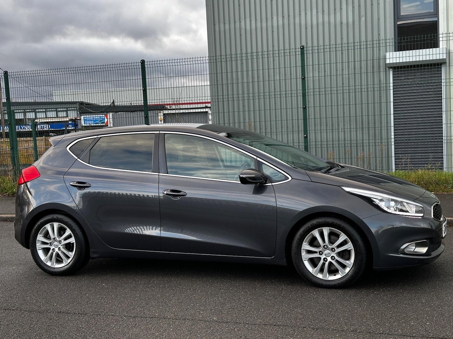 Used Kia Ceed 2014 for sale - 76667341: Photo 13