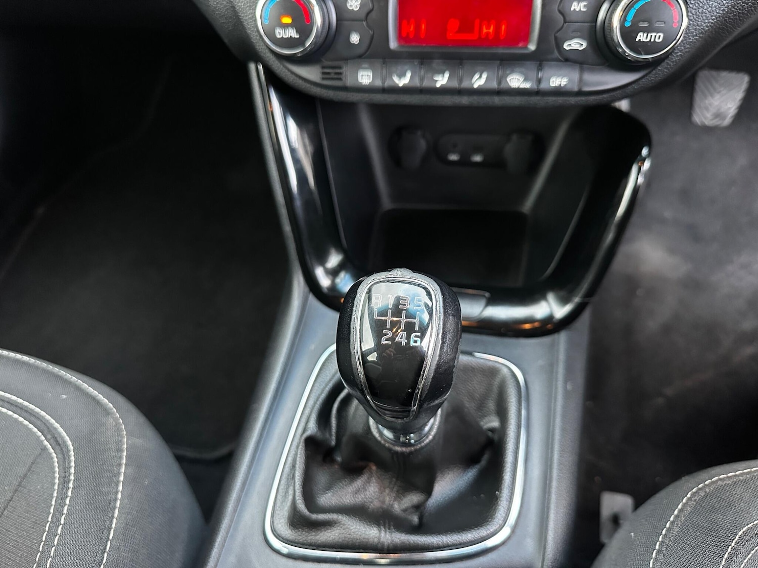 Used Kia Ceed 2014 for sale - 76667341: Photo 36