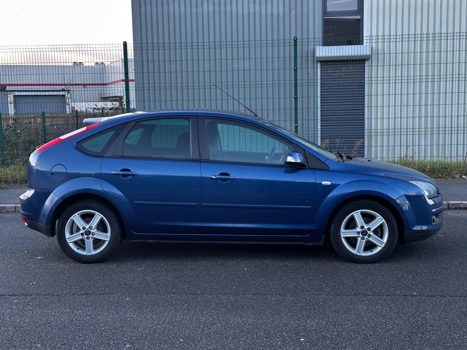 Used Ford Focus 2007 for sale - 76759439: Photo 11