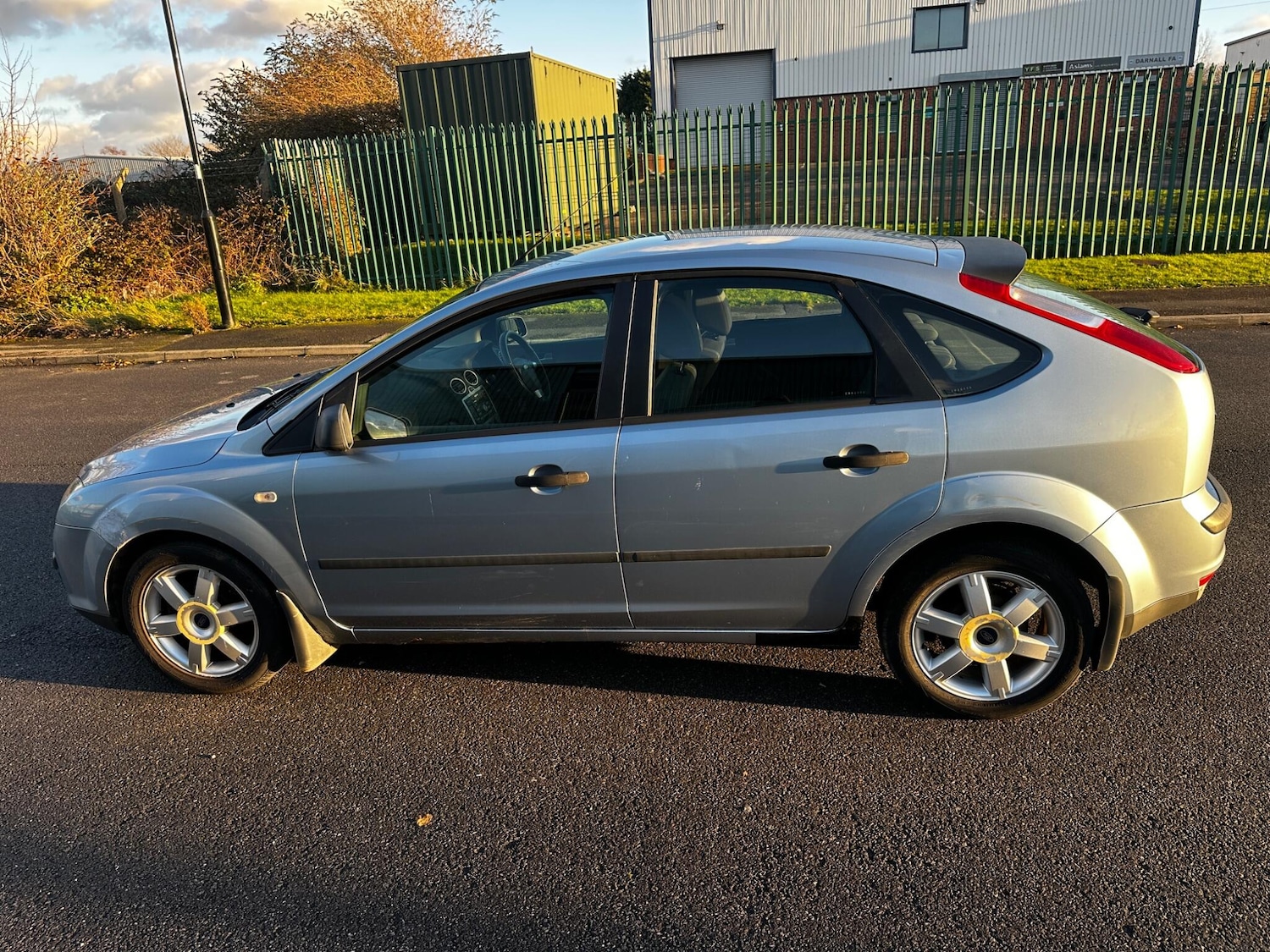 Used Ford Focus 2005 for sale - 76759530: Photo 11