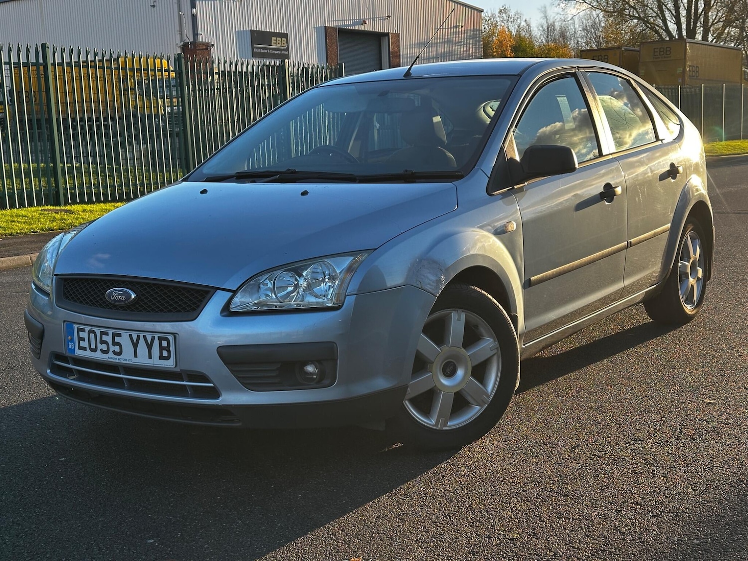 Used Ford Focus 2005 for sale - 76759530: Photo 2