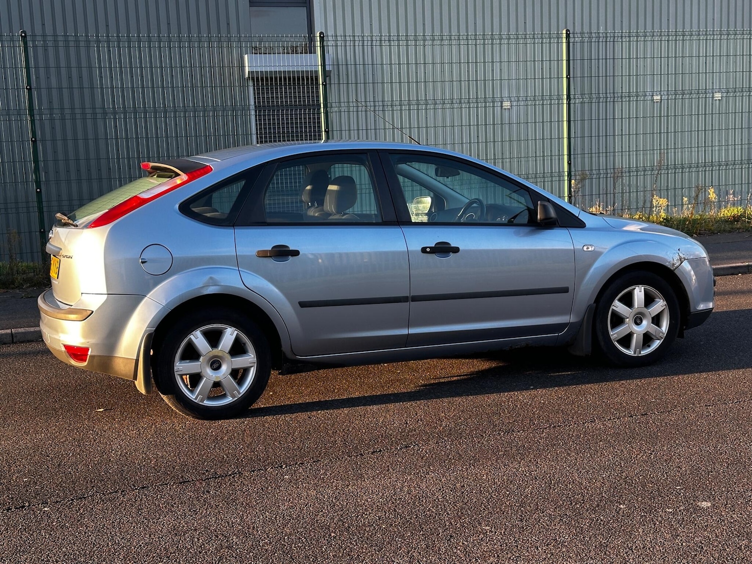 Used Ford Focus 2005 for sale - 76759530: Photo 7