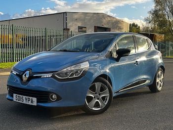 Used Renault Clio 2015 for sale - 76432844: Photo