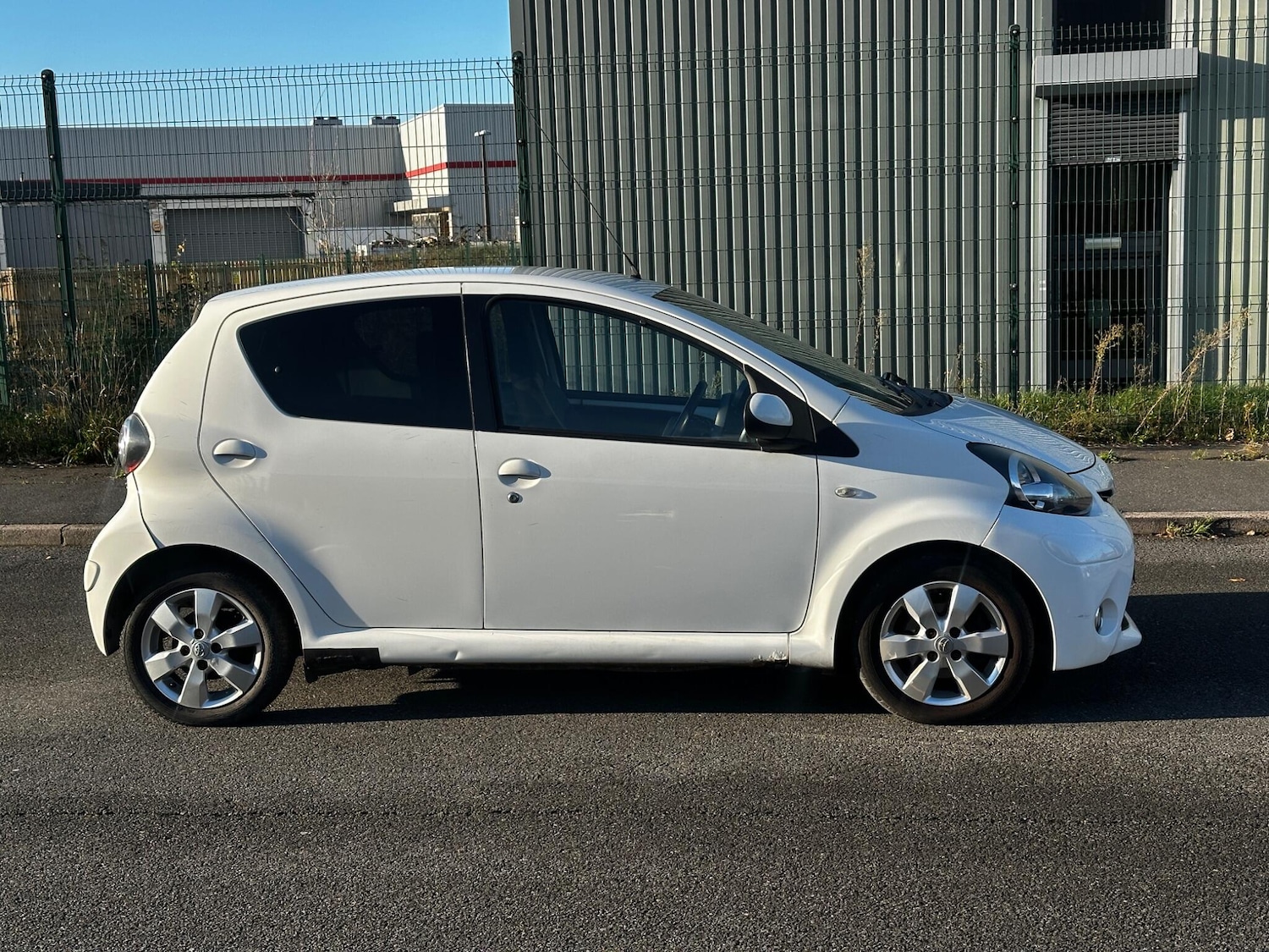 Used Toyota AYGO 2012 for sale - 76646095: Photo 11