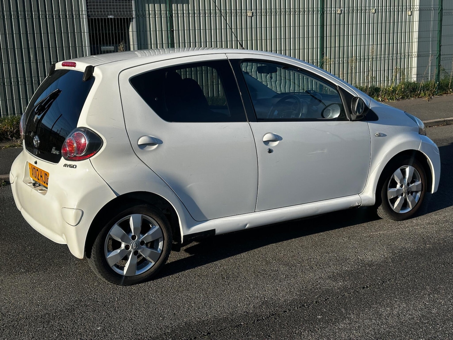 Used Toyota AYGO 2012 for sale - 76646095: Photo 12