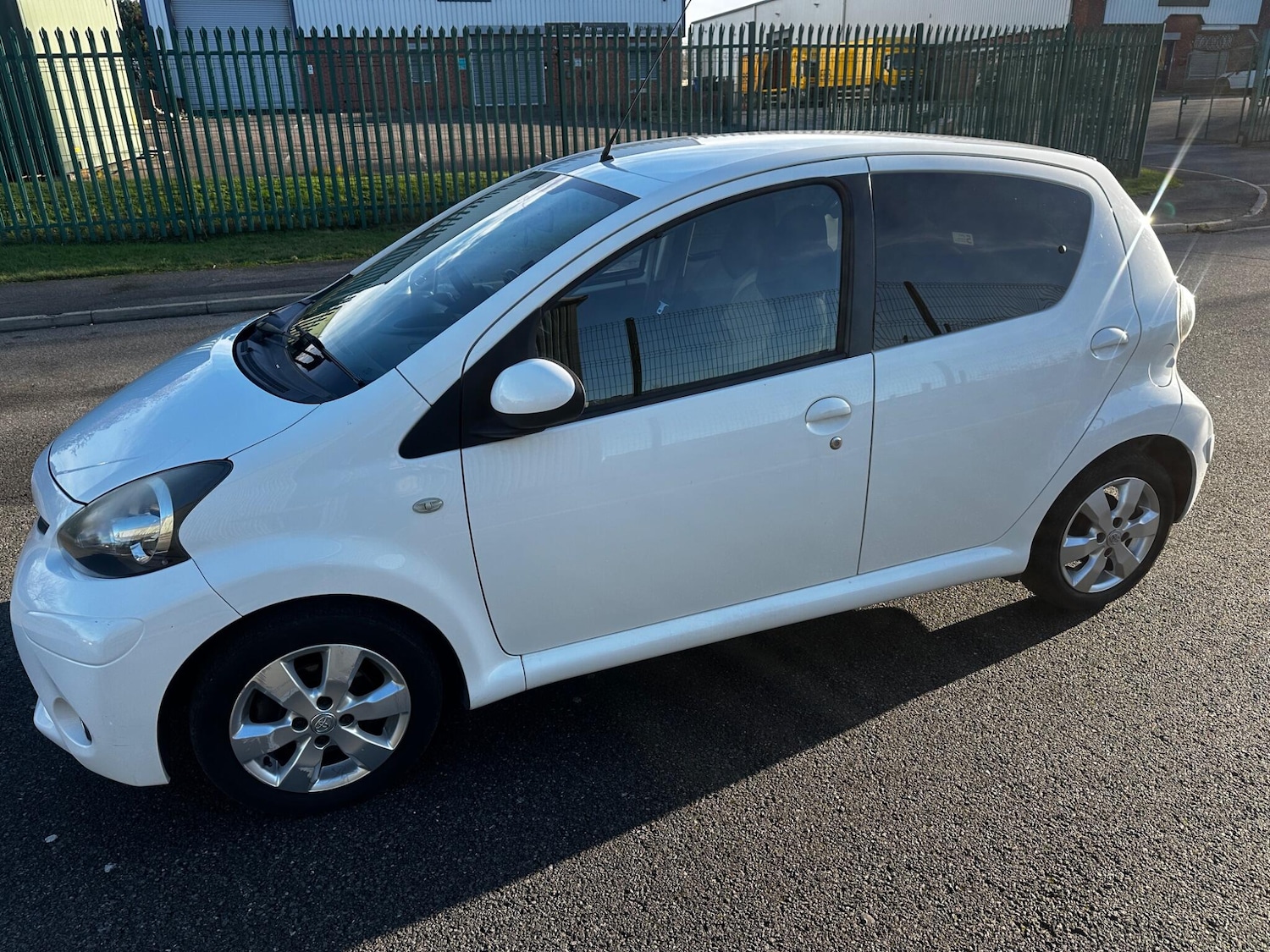Used Toyota AYGO 2012 for sale - 76646095: Photo 16