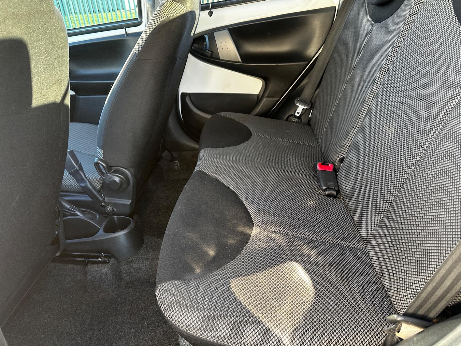 Used Toyota AYGO 2012 for sale - 76646095: Photo 21