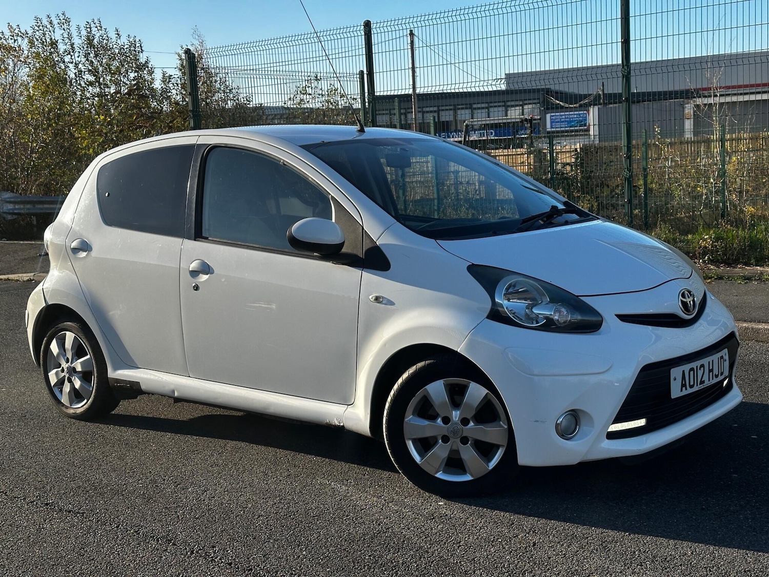 Used Toyota AYGO 2012 for sale - 76646095: Photo 4