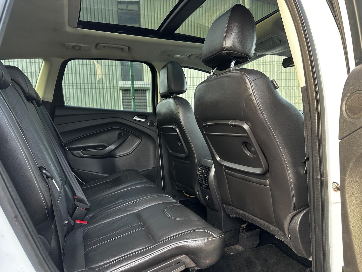 Used Ford Kuga 2014 for sale - 76667329: Photo 27