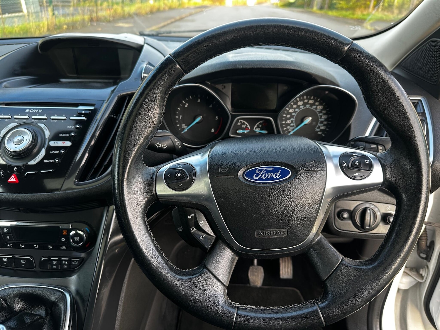 Used Ford Kuga 2014 for sale - 76667329: Photo 44