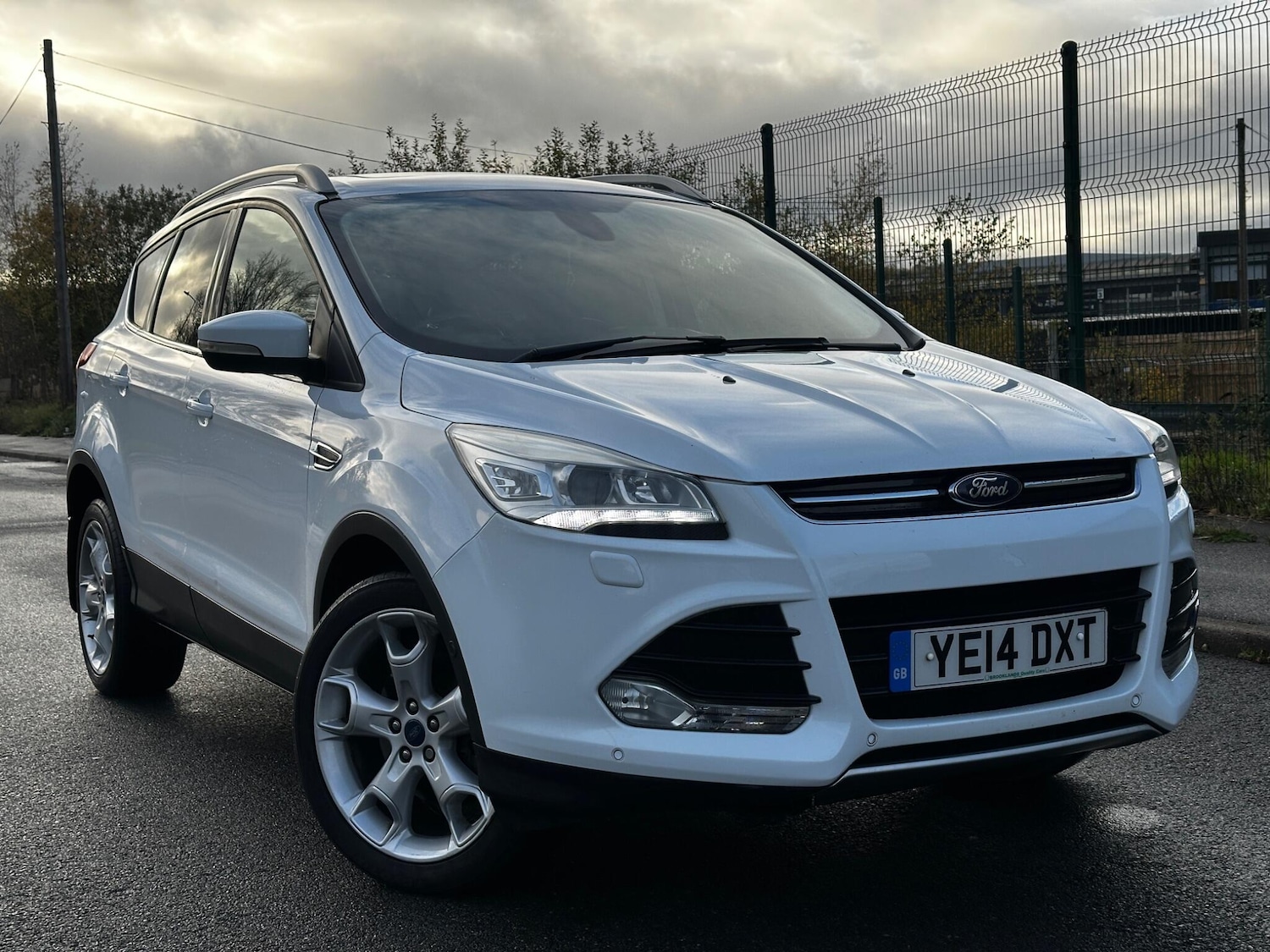 Used Ford Kuga 2014 for sale - 76667329: Photo 6