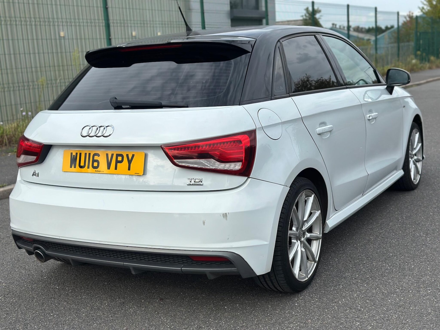 Used Audi A1 2016 for sale - 76432128: Photo 16