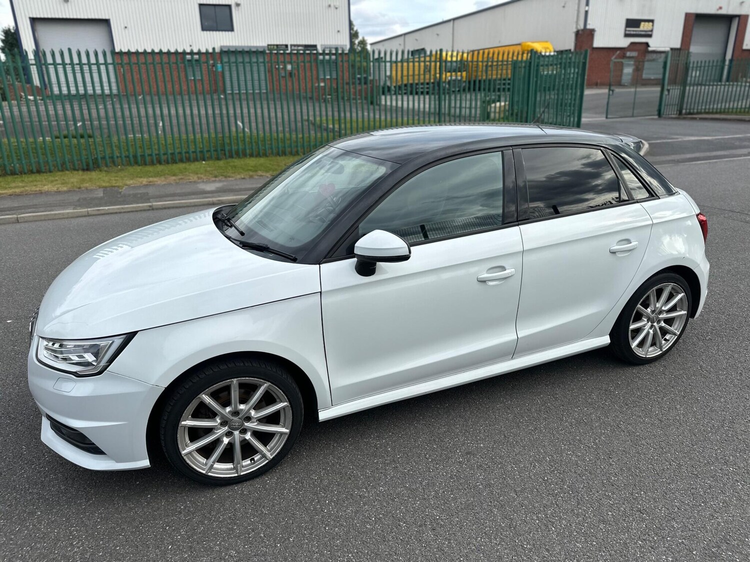 Used Audi A1 2016 for sale - 76432128: Photo 21