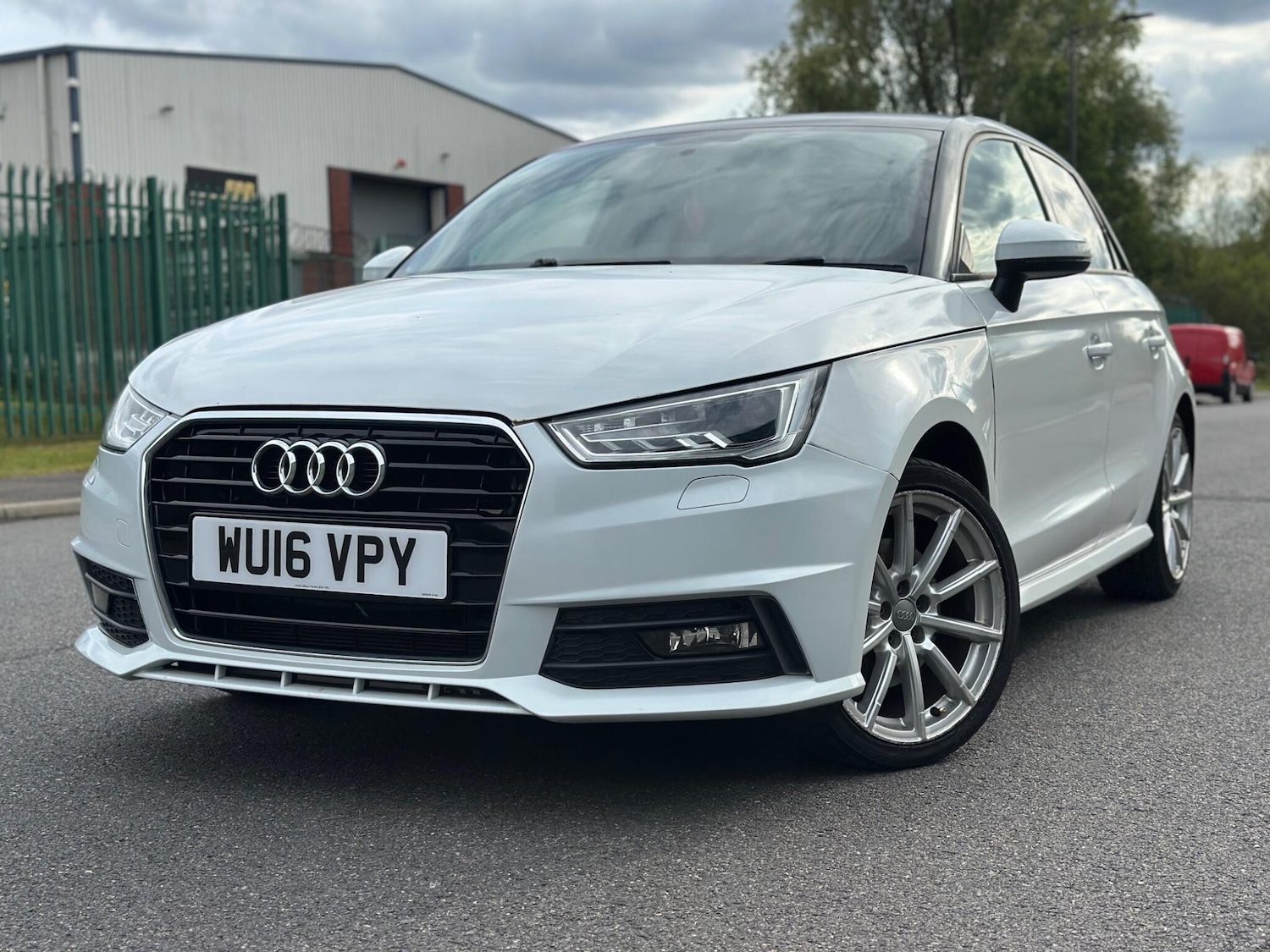 Used Audi A1 2016 for sale - 76432128: Photo 3