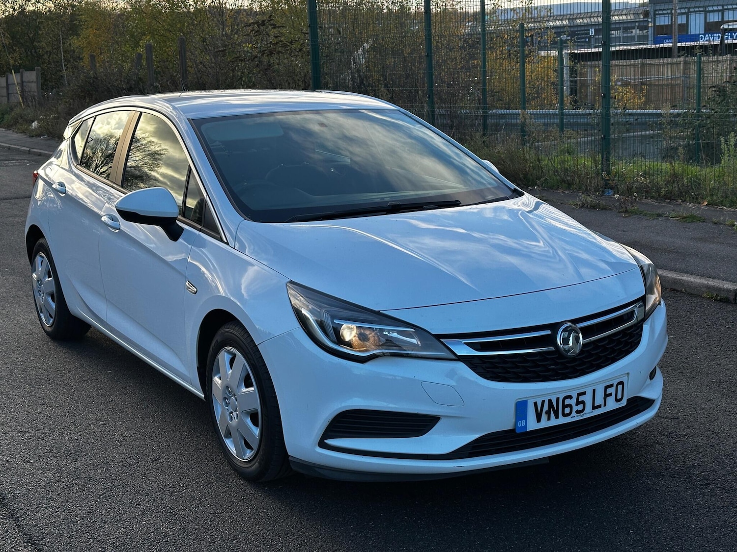 Used Vauxhall Astra 2015 for sale - 76701001: Photo 11