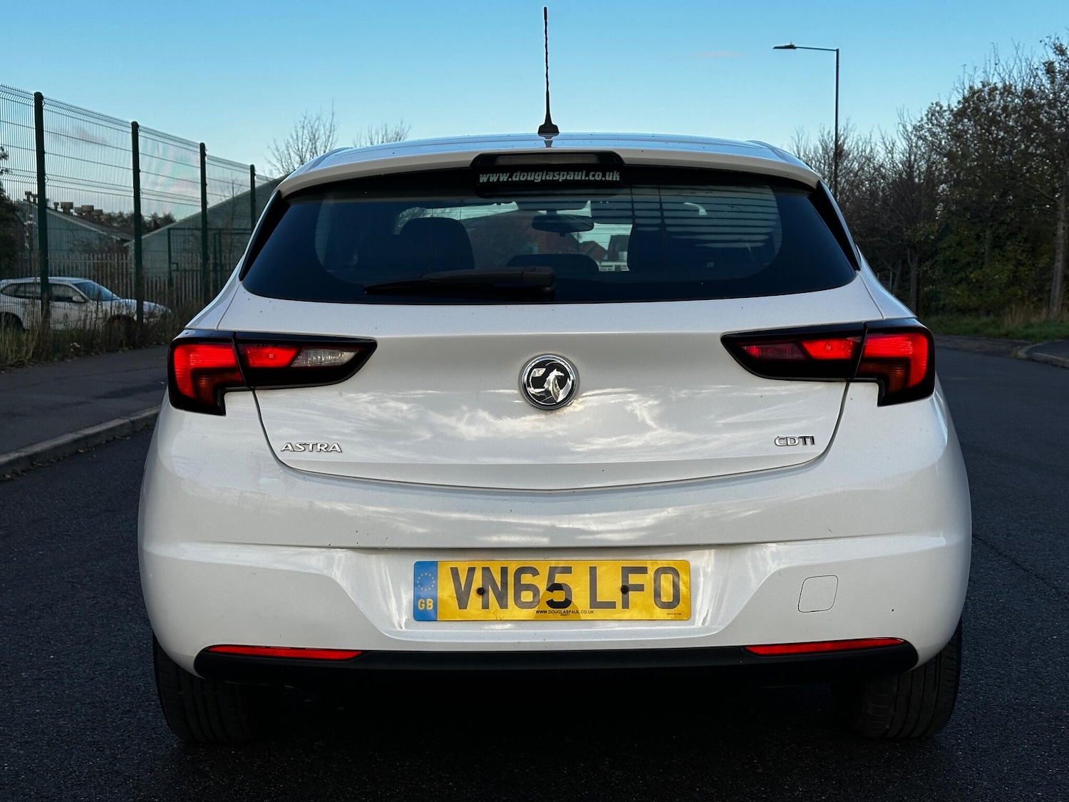 Used Vauxhall Astra 2015 for sale - 76701001: Photo 16