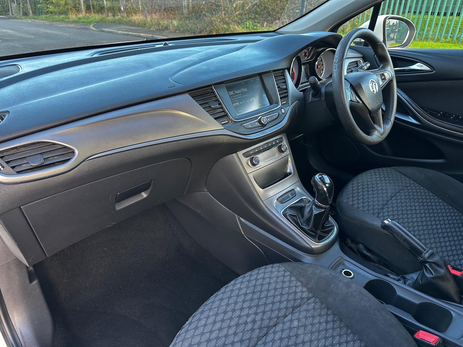 Used Vauxhall Astra 2015 for sale - 76701001: Photo 26