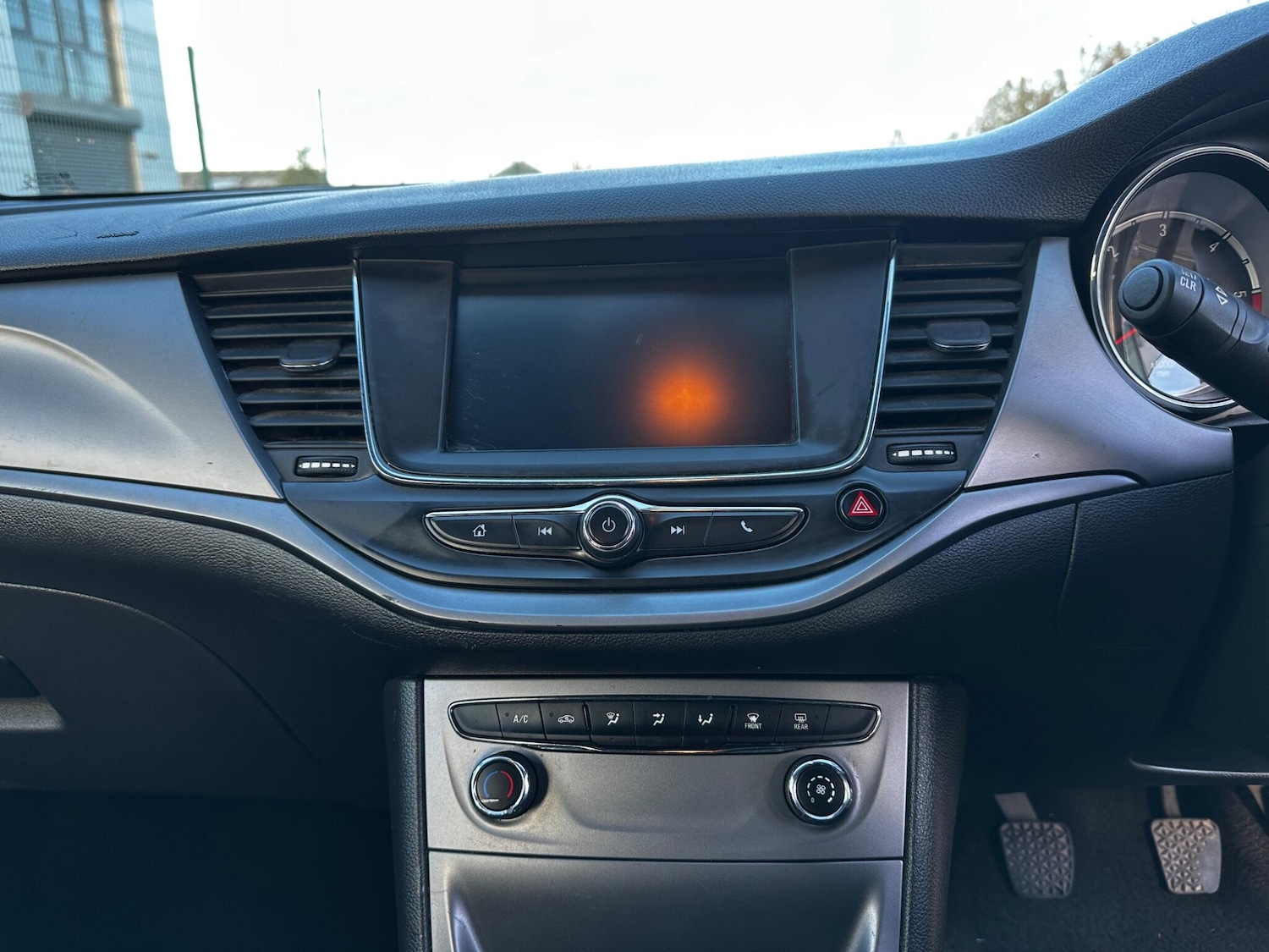 Used Vauxhall Astra 2015 for sale - 76701001: Photo 32