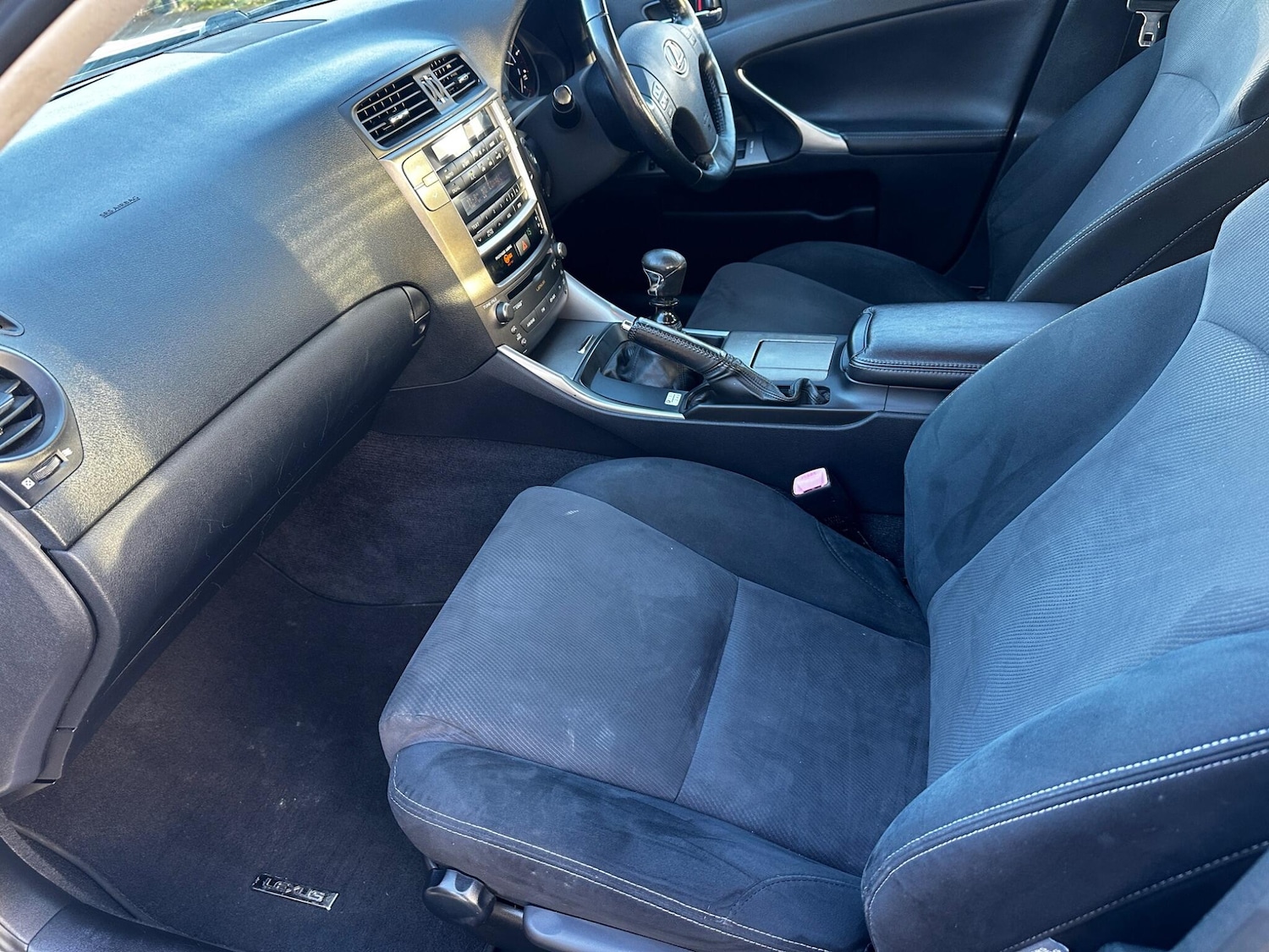 Used Lexus IS 2010 for sale - 76701674: Photo 23