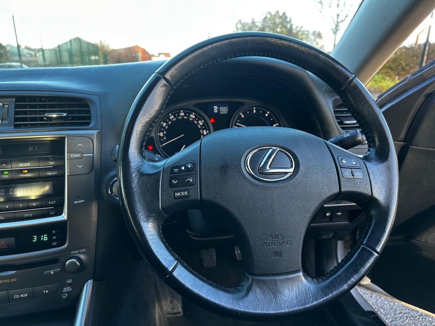 Used Lexus IS 2010 for sale - 76701674: Photo 31