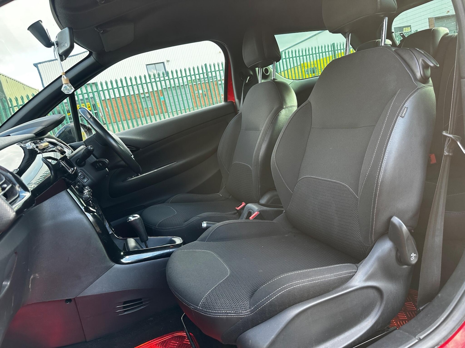 Used Citroen DS3 2012 for sale - 76441070: Photo 24