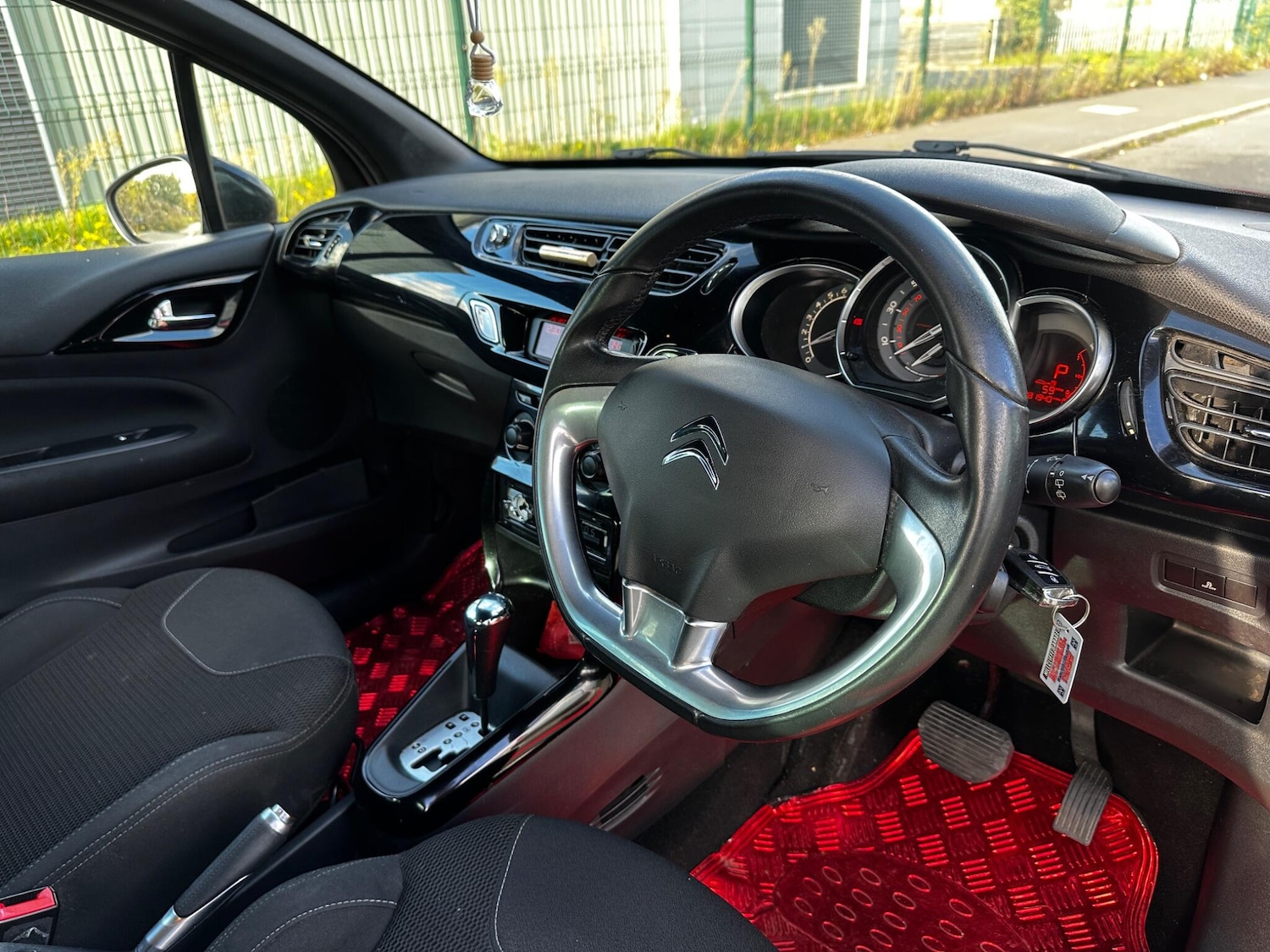 Used Citroen DS3 2012 for sale - 76441070: Photo 30