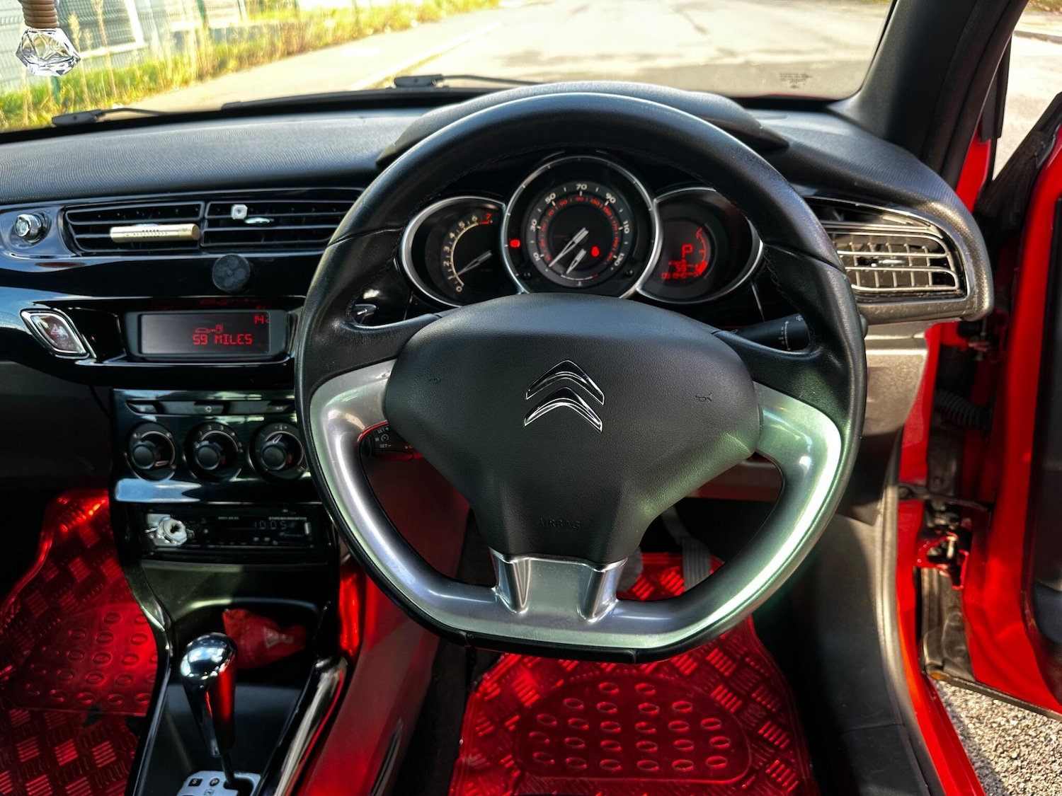 Used Citroen DS3 2012 for sale - 76441070: Photo 31