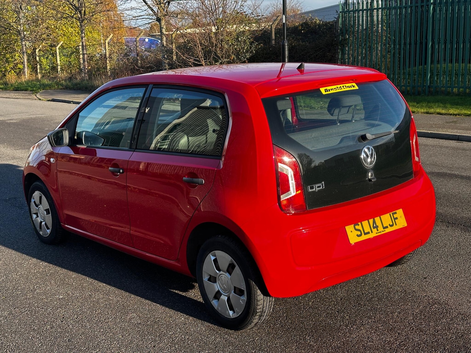 Used Volkswagen up! 2014 for sale - 76646035: Photo 16