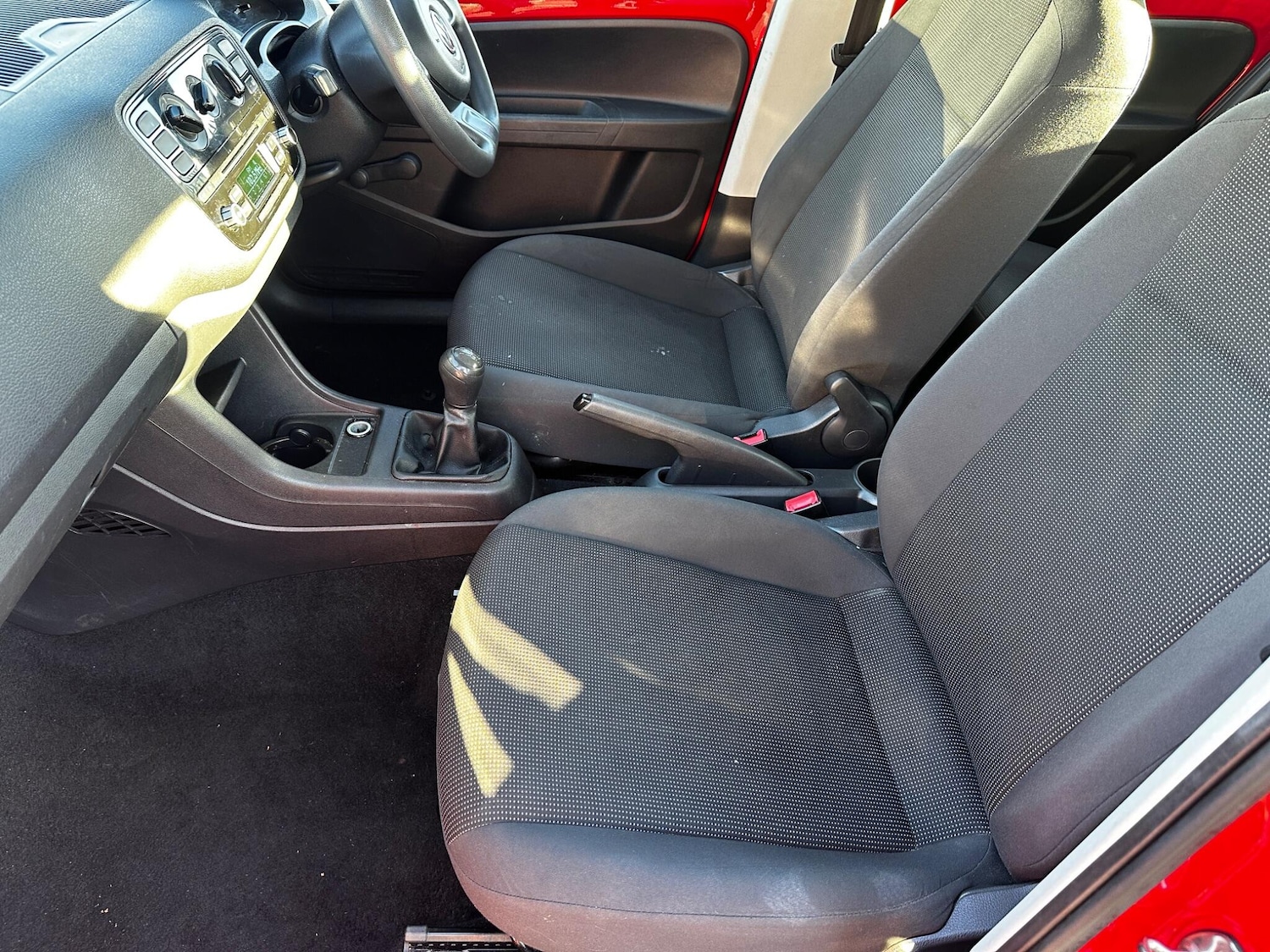 Used Volkswagen up! 2014 for sale - 76646035: Photo 23