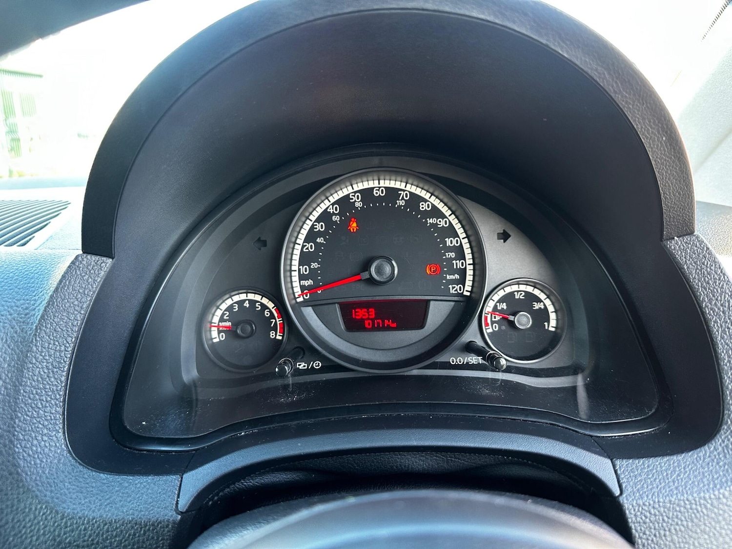 Used Volkswagen up! 2014 for sale - 76646035: Photo 33