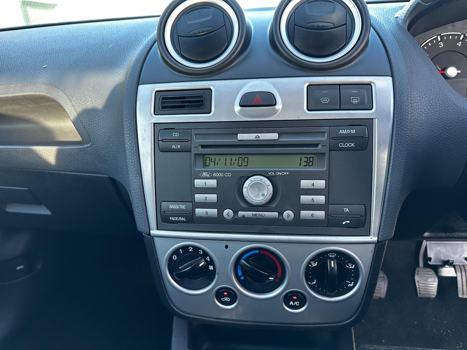 Used Ford Fiesta 2007 for sale - 76801704: Photo 28