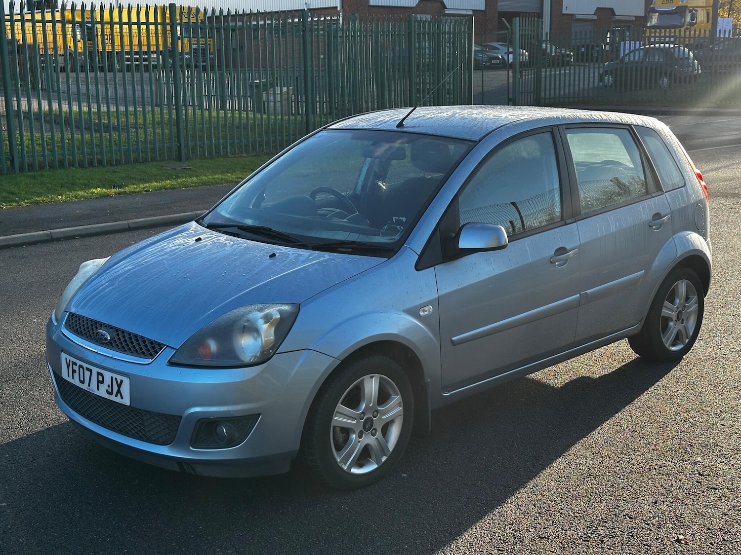 Used Ford Fiesta 2007 for sale - 76801704: Photo 3