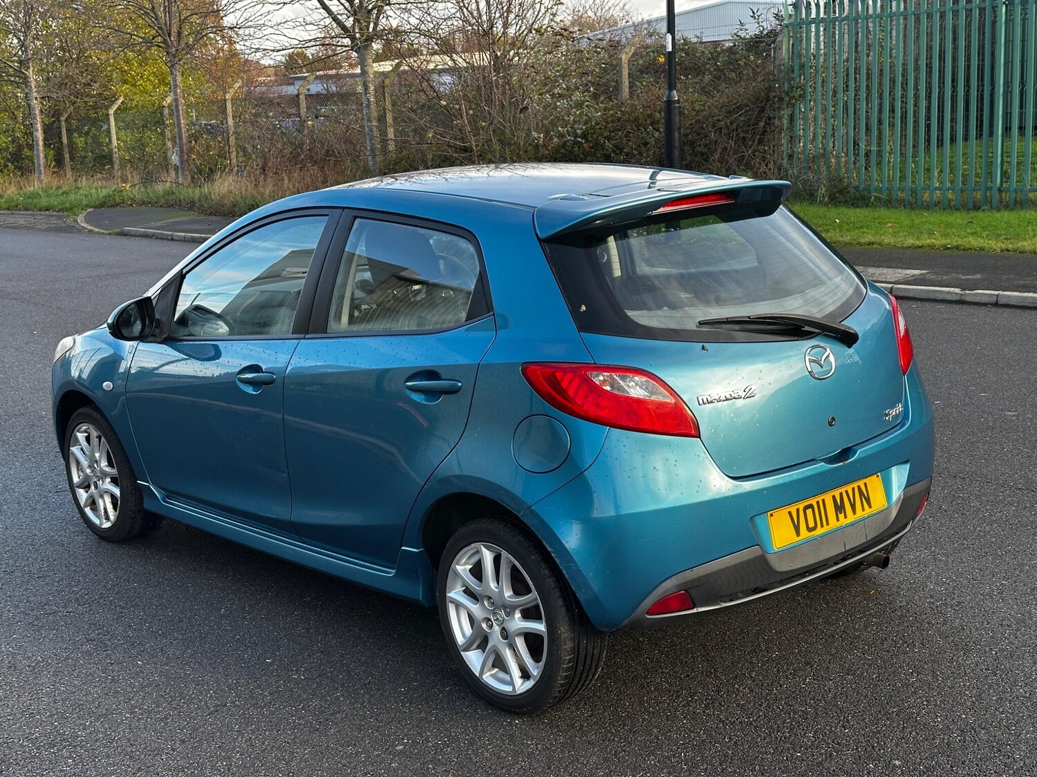 Used Mazda Mazda2 2011 for sale - 76633446: Photo 15