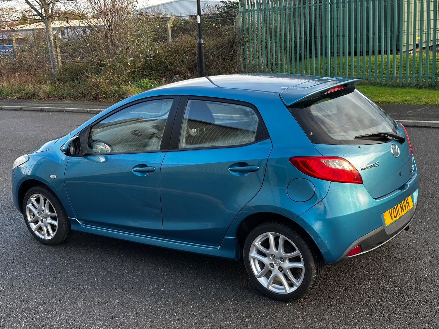 Used Mazda Mazda2 2011 for sale - 76633446: Photo 16