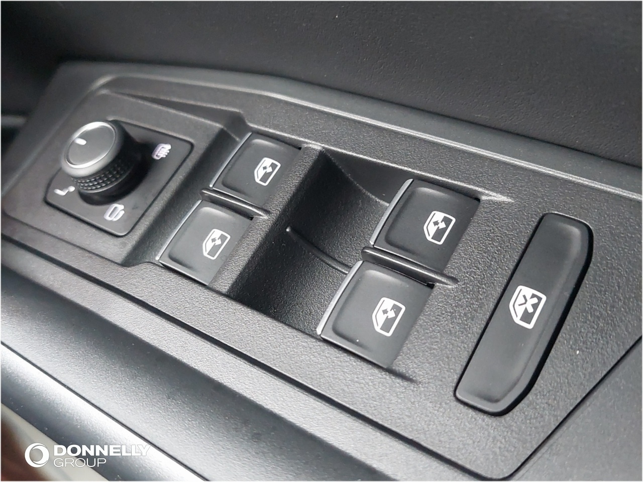 Used Volkswagen T-Roc 2024 for sale - 76676705: Photo 19