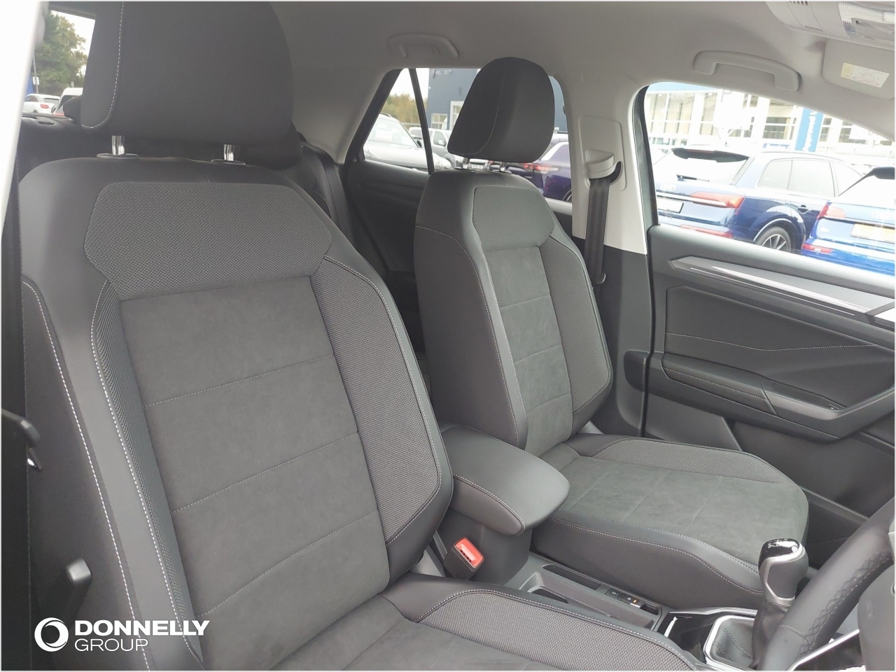 Used Volkswagen T-Roc 2024 for sale - 76676705: Photo 7