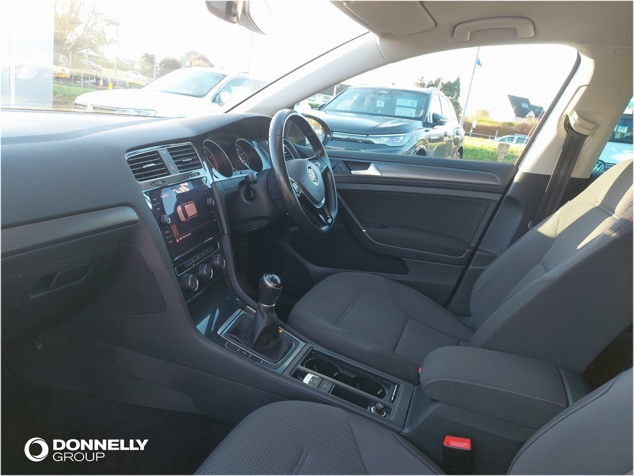 Used Volkswagen Golf 2019 for sale - 76673422: Photo 2