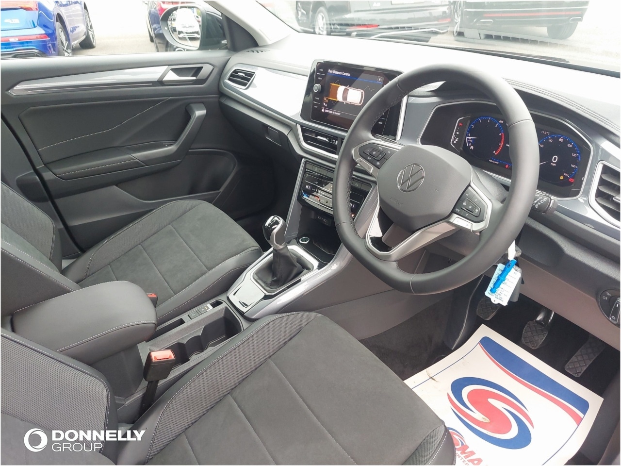 Used Volkswagen T-Roc 2024 for sale - 76676534: Photo 2