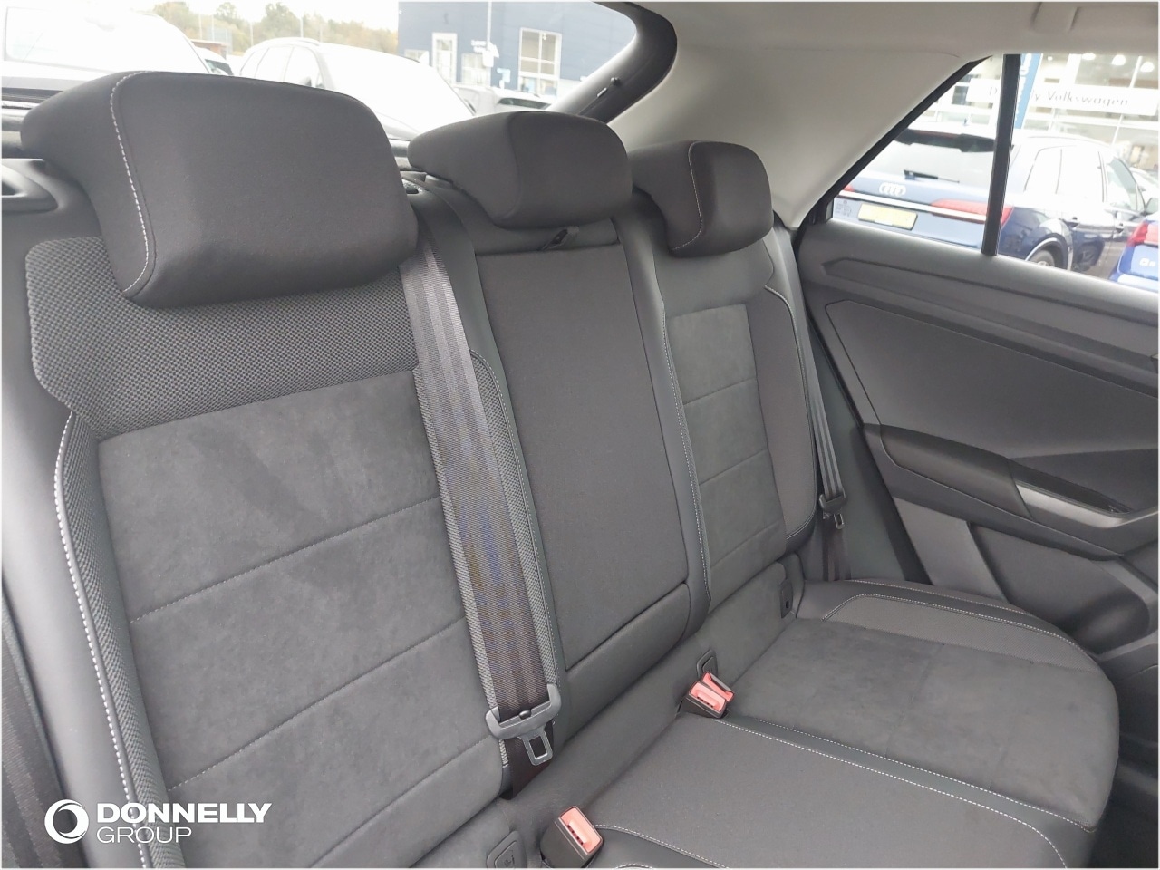 Used Volkswagen T-Roc 2024 for sale - 76676534: Photo 9