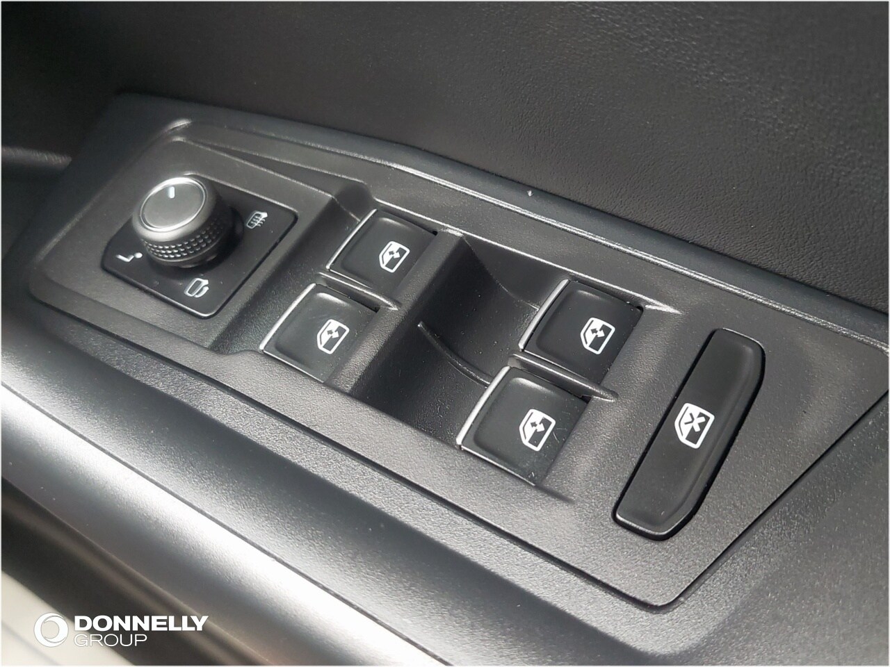 Used Volkswagen T-Roc 2022 for sale - 76674675: Photo 20