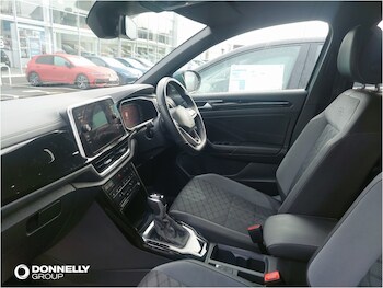 Used Volkswagen T-Roc 2022 for sale - 76674675: Photo