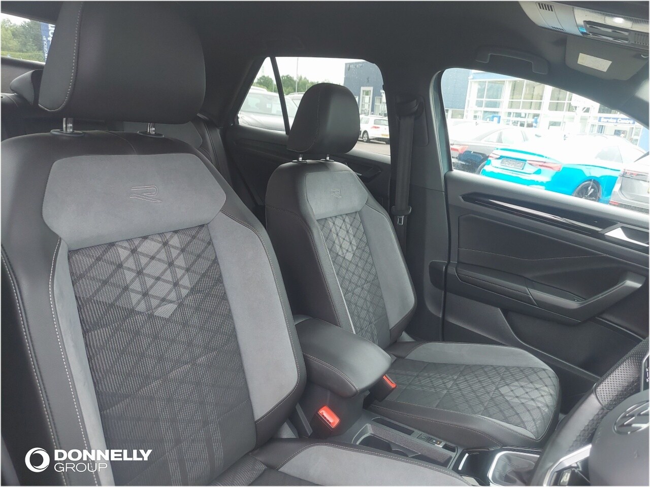 Used Volkswagen T-Roc 2022 for sale - 76674675: Photo 8