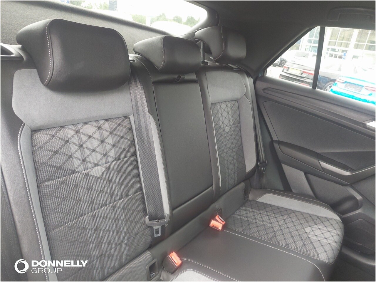 Used Volkswagen T-Roc 2022 for sale - 76674675: Photo 9