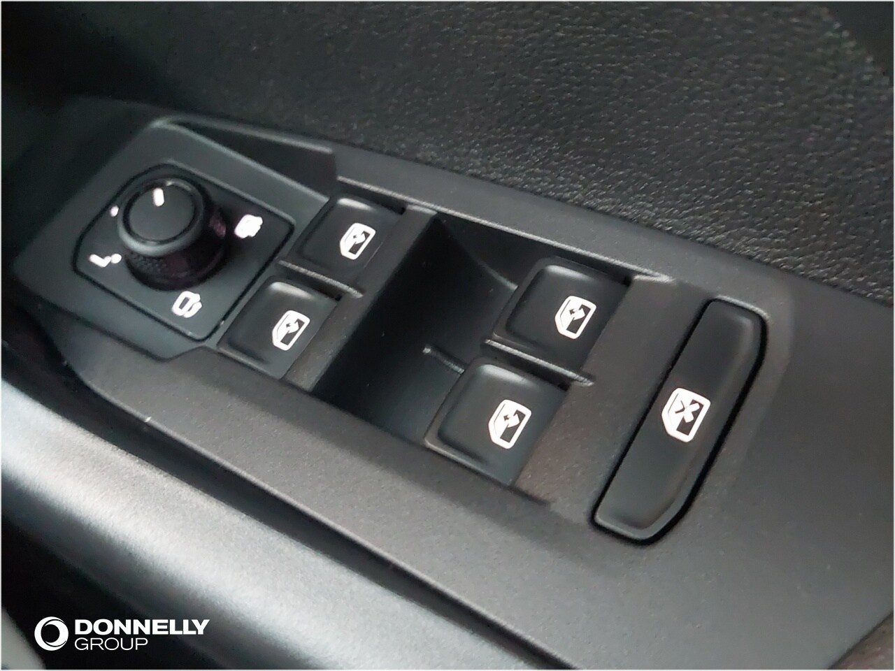 Used Volkswagen T-Cross 2025 for sale - 76679257: Photo 18