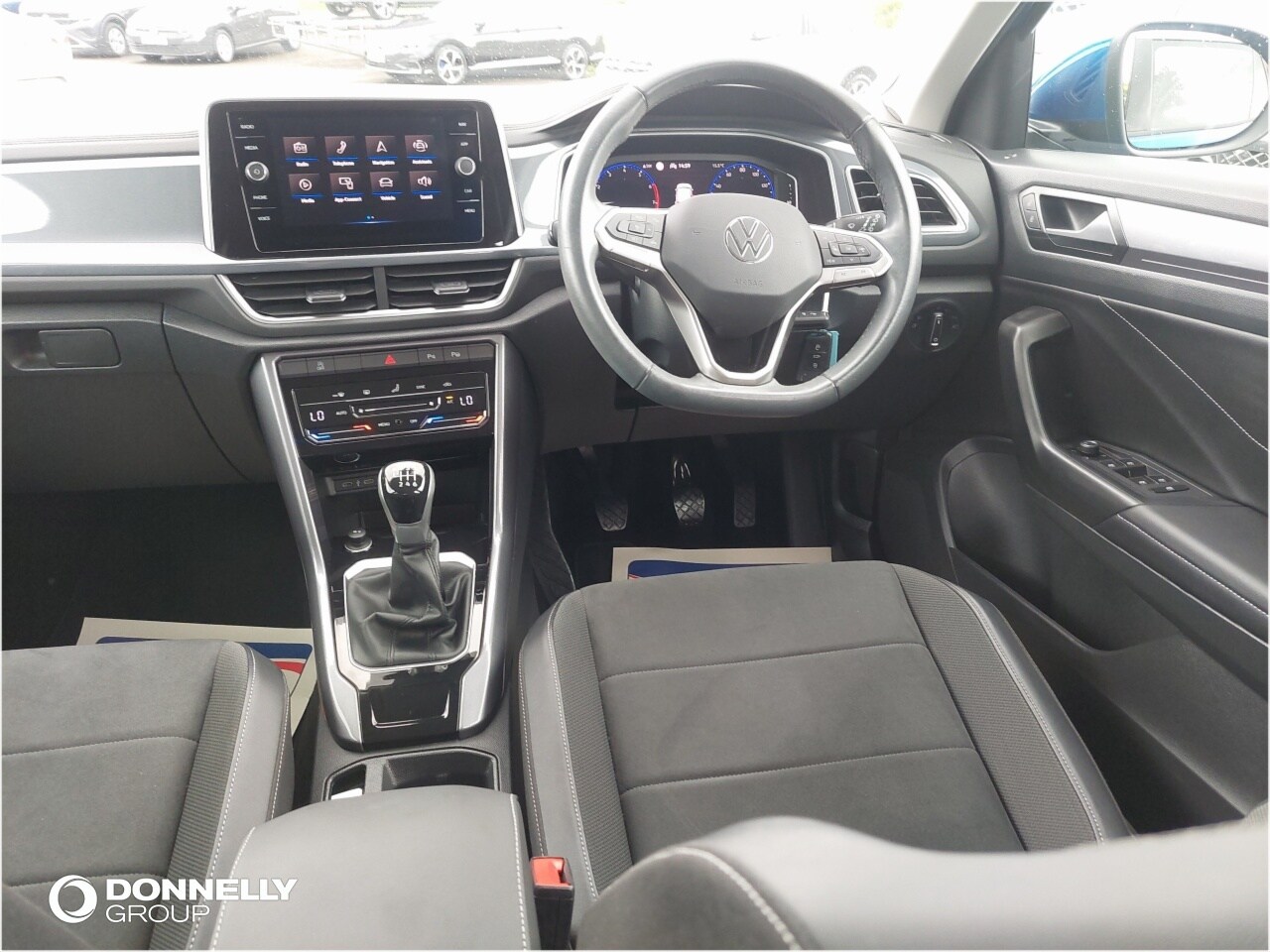 Used Volkswagen T-Roc 2022 for sale - 76675556: Photo 6